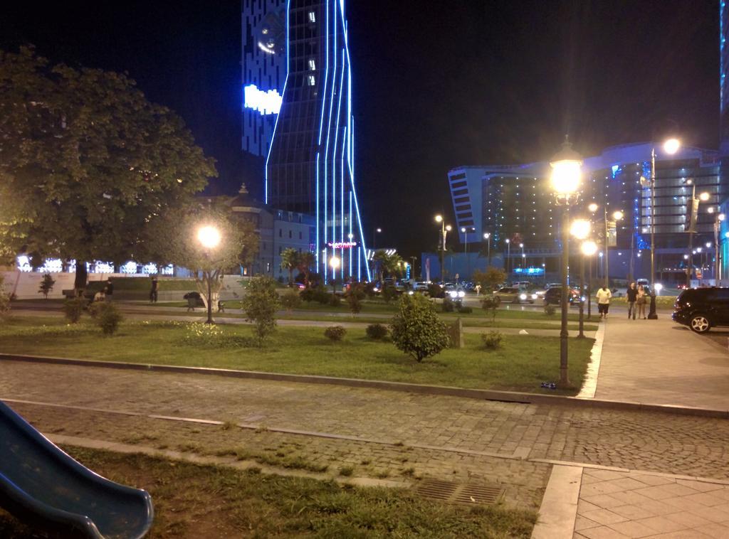 Akhmeteli Apartment Old Batumi Rum bild